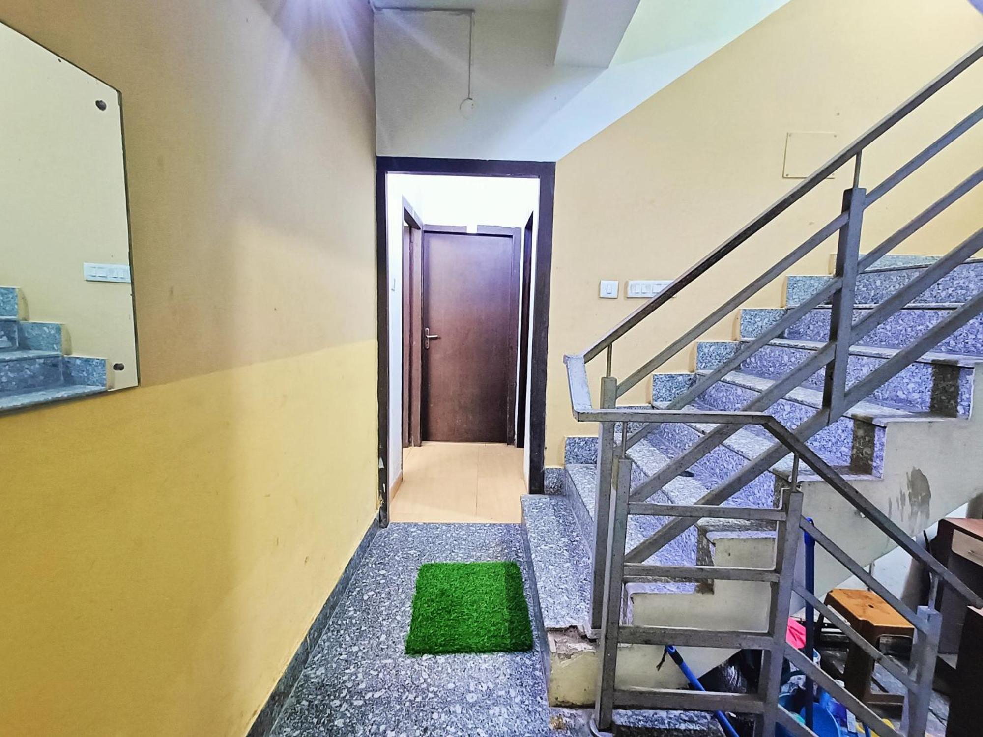 Rest Inn Hotel Newtown Road Near Tata Medical Kolkata Luaran gambar